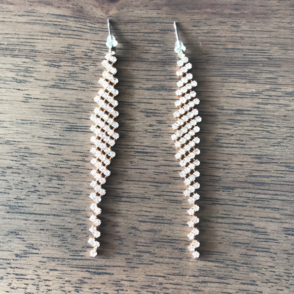 Le Château Fun and Flexible Sparkly Earrings - Picture 3 of 5